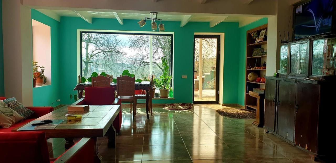 Four Seasons In Kutaisi Hotel Luaran gambar